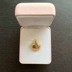 Alpha Kappa Alpha Greek sorority pin
